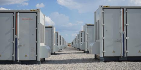 Amerikansk biljonsatsning på batterilager