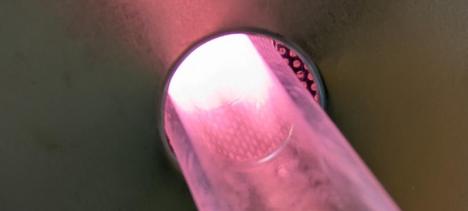 Uppstart: Mikrovågor och plasma ska rena aktivt kol